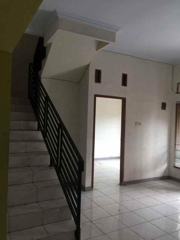 townhouse 2 1 milyar di lenteng agung jakarta selatan