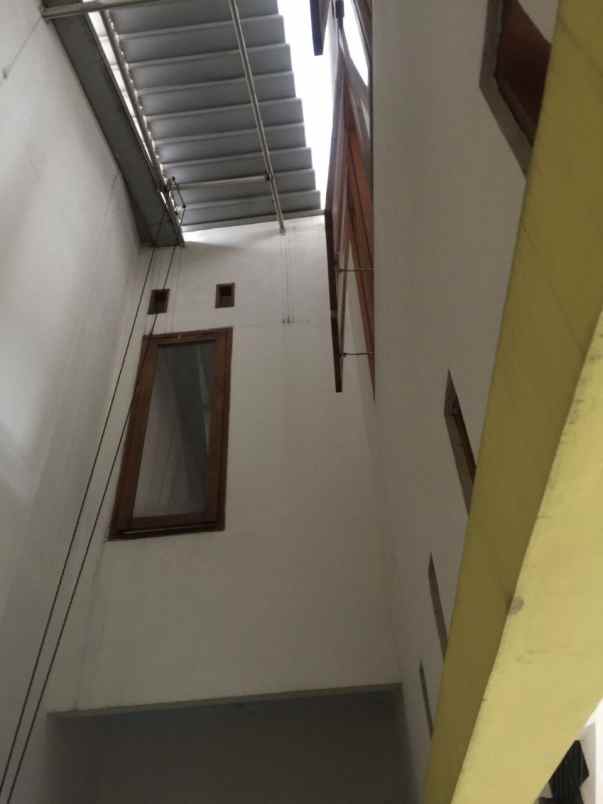 townhouse 2 1 milyar di lenteng agung jakarta selatan