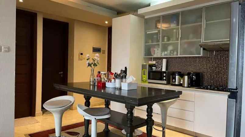 2 br 80 m2 lt 3 apartemen dago butik bandung