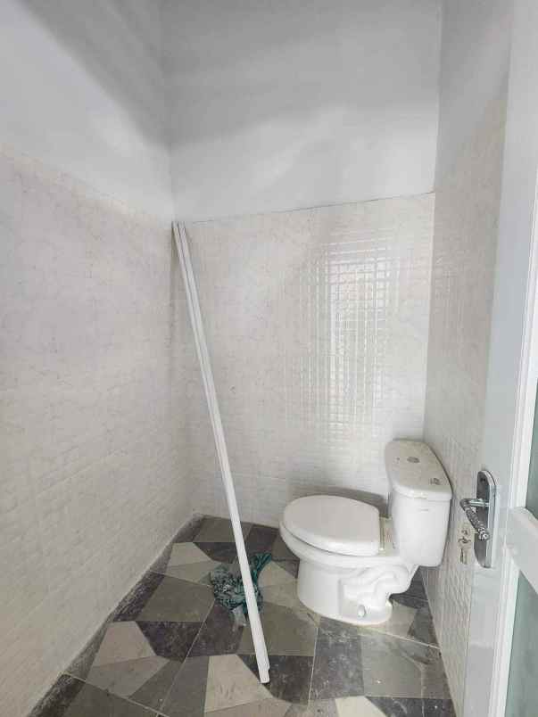 2 unit lagi rumah nyaman di jalan delima pekanbaru