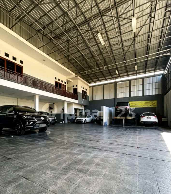 bangunan komersil sampangan semarang