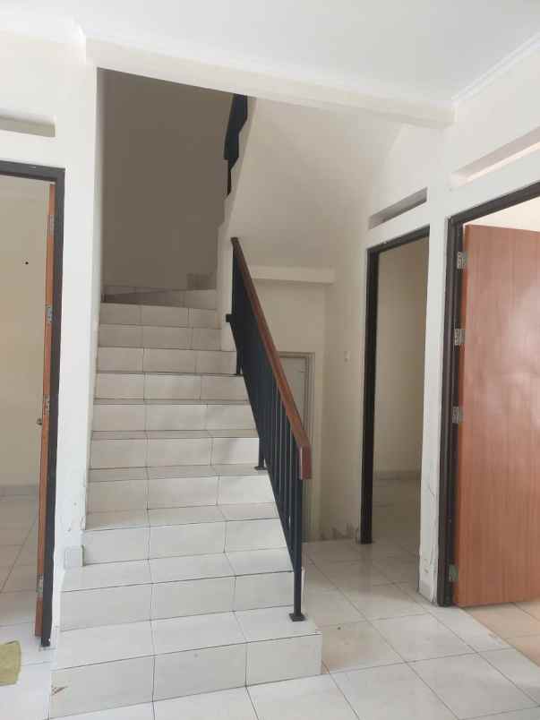 cluster harmoni 2 lantai harapan indah 2