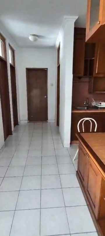 dijual apartemen apartemen graha cempaka mas