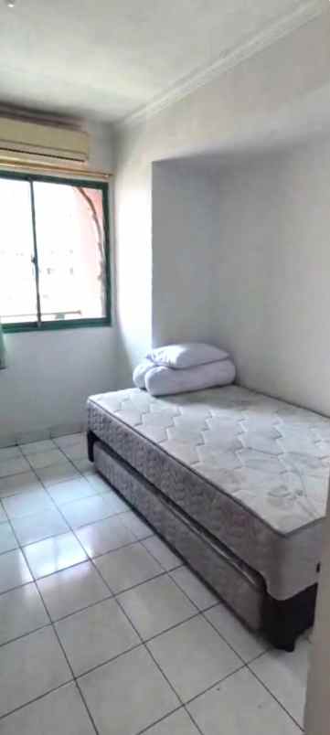 dijual apartemen apartemen graha cempaka mas