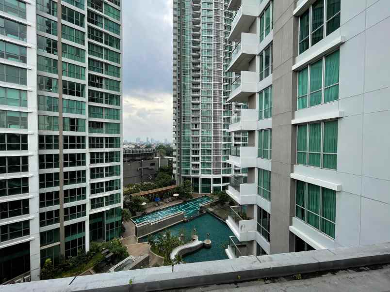 dijual apartemen kemang village jakarta selatan