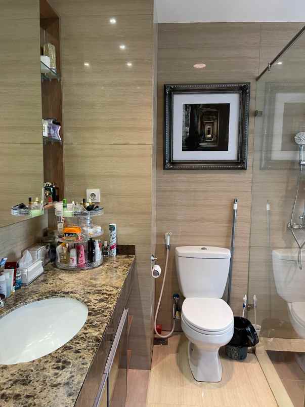 dijual apartemen kemang village jakarta selatan