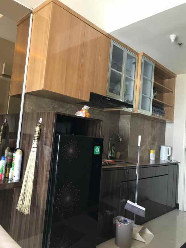 dijual apartemen laguna kejawan putih