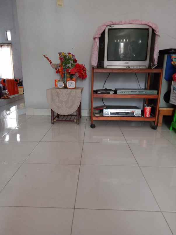 dijual cepat rumah di pondok pekayon indah bekasi