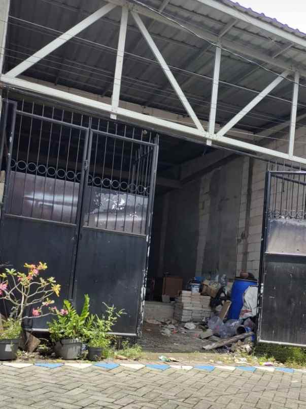 dijual gudang gunung anyar sby timur