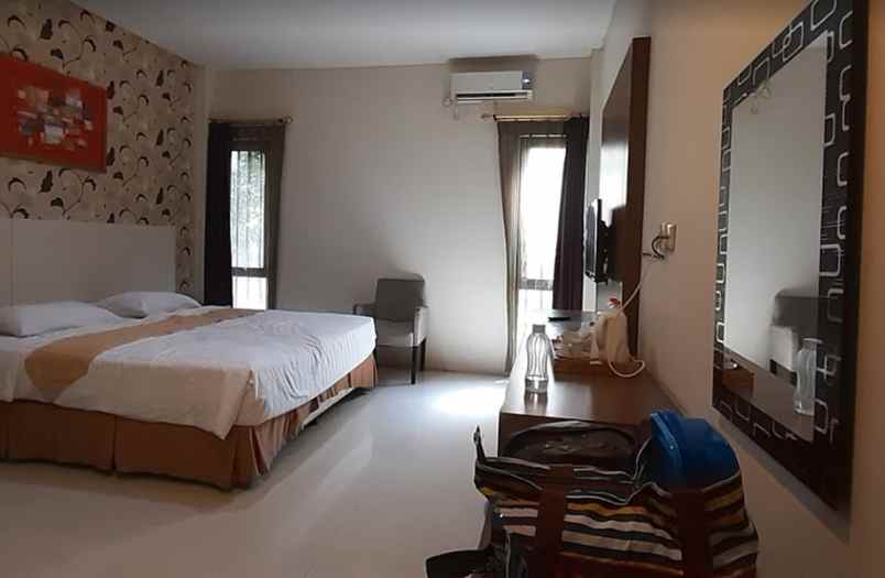 dijual hotel jl raya trowulan lawang