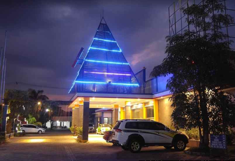dijual hotel jl raya trowulan lawang