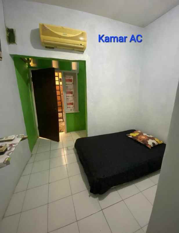 dijual kos kosan dua lantai lokasi strategis