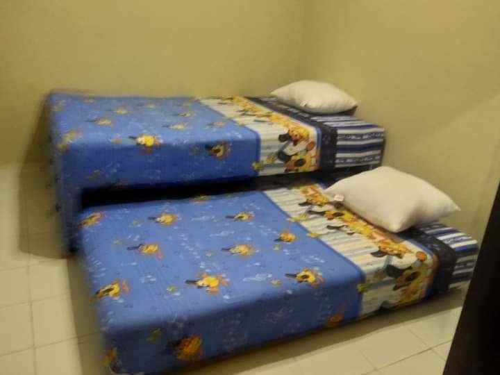 dijual kost dan kios strategis di sawangan depok