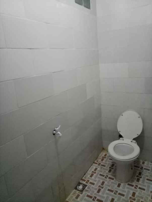 dijual kost dan kios strategis di sawangan depok