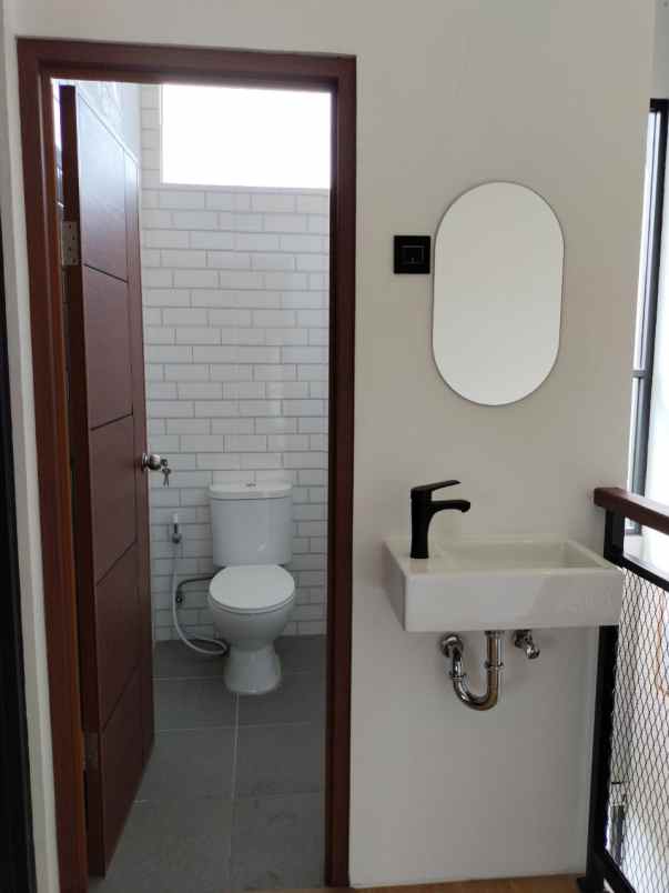 dijual kost jl cilubang mekar situgede