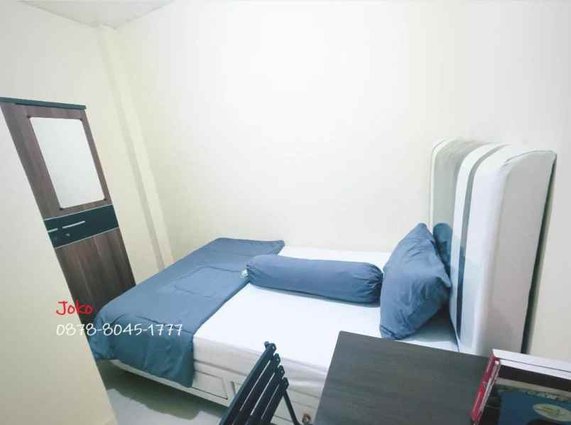 dijual kost radio dalam