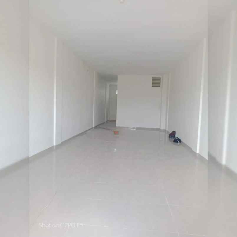 dijual ruko 3 lantai surabaya barat