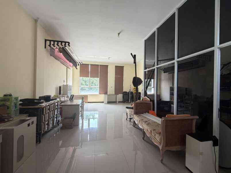 dijual ruko gudang kantor dharmahusada