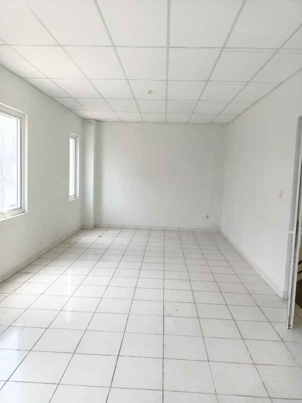 dijual ruko gudang kantor gudang laksana pakuhaji