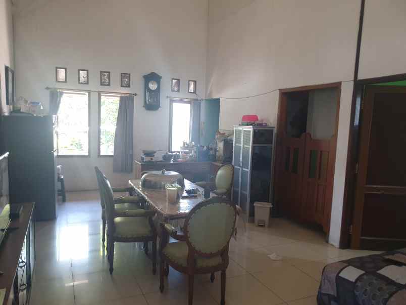 dijual ruko gudang kantor jalan raden patah pasuruan