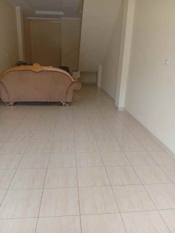 dijual ruko gudang kantor jln caringin bojong