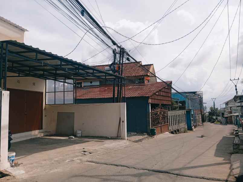 dijual ruko gudang kantor sariwangi