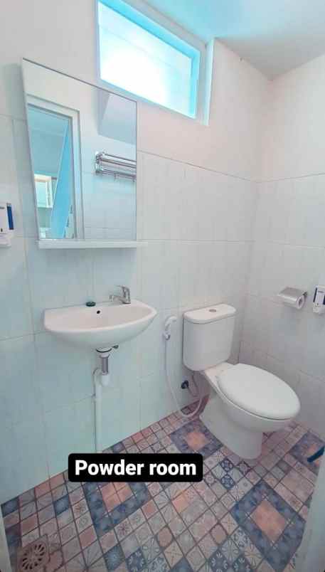 dijual rumah 2 lantai di verona hills cirebon