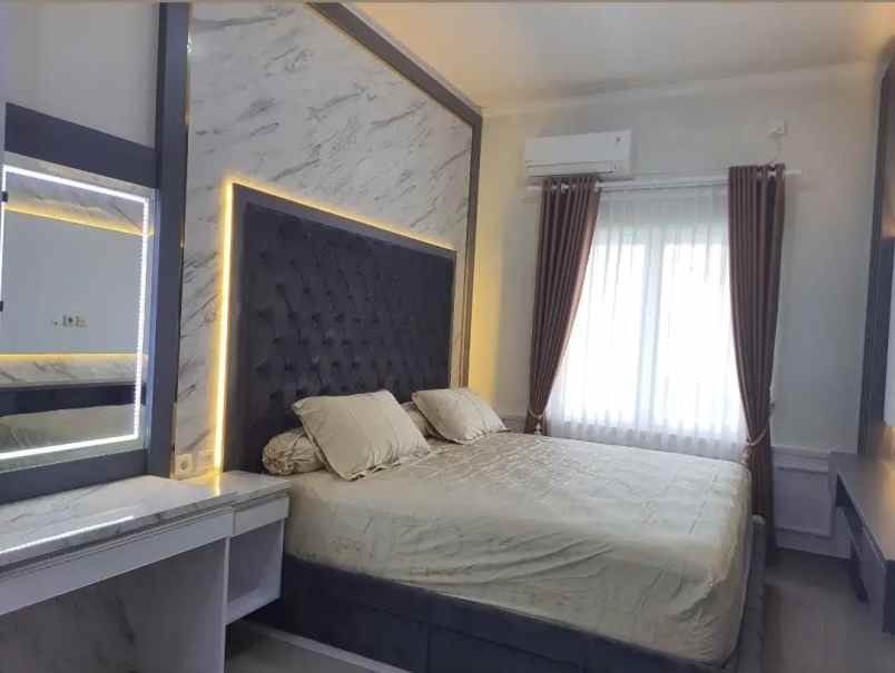 dijual rumah 2 lantai di verona hills cirebon