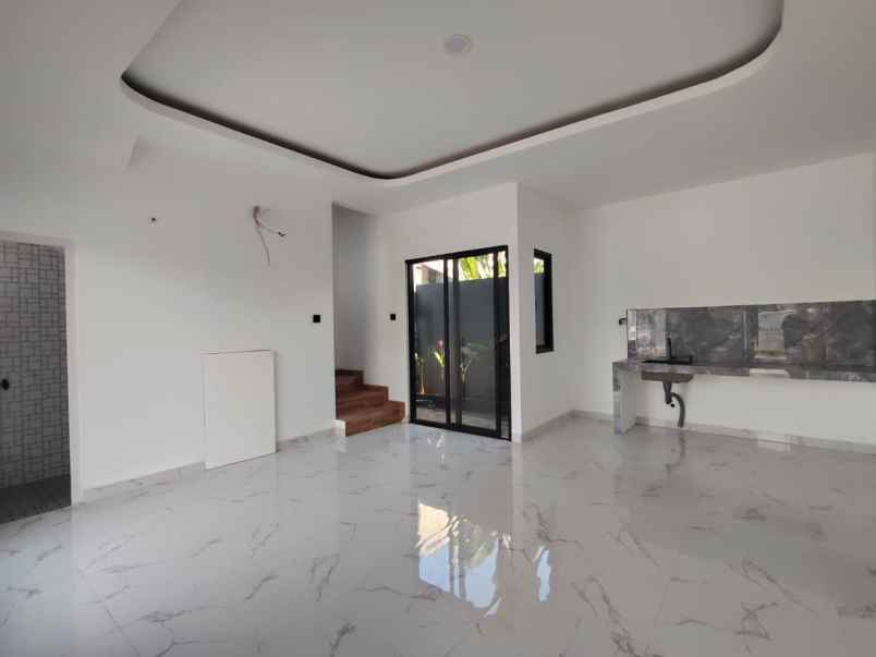 dijual rumah 2 lantai termurah setangsel mulai 749juta