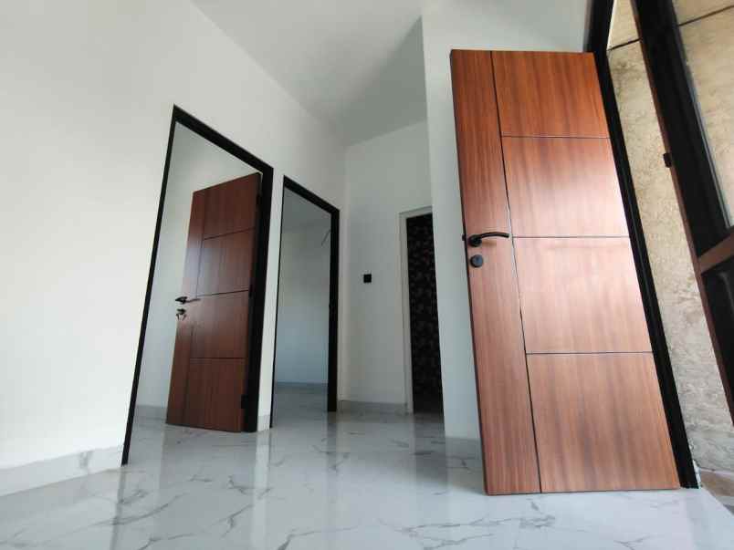 dijual rumah 2 lantai termurah setangsel mulai 749juta