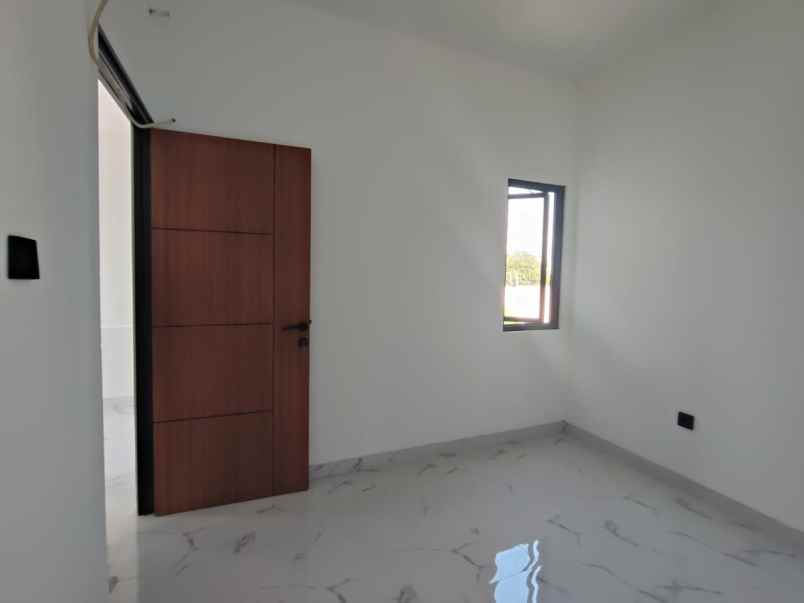 dijual rumah 2 lantai termurah setangsel mulai 749juta