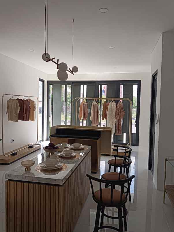 dijual rumah adipura gede bage bandung