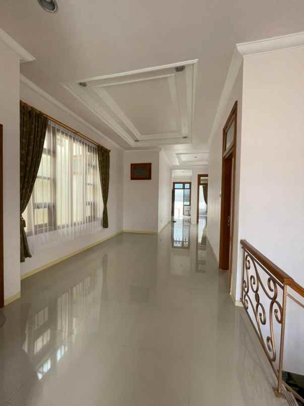 dijual rumah araya galaxy bumi permai