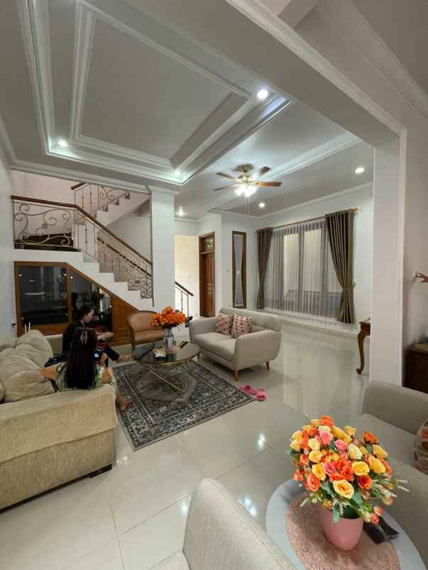 dijual rumah araya galaxy bumi permai