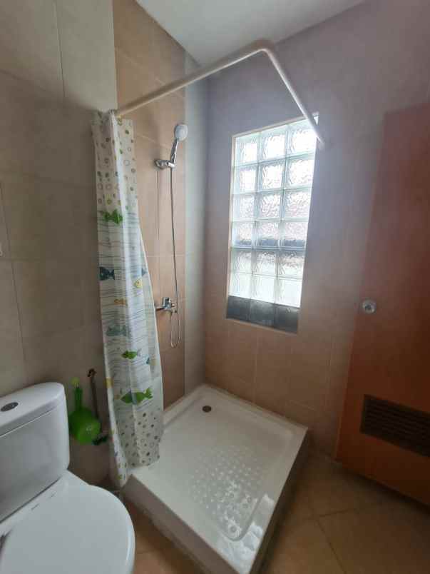 dijual rumah babatan pilang