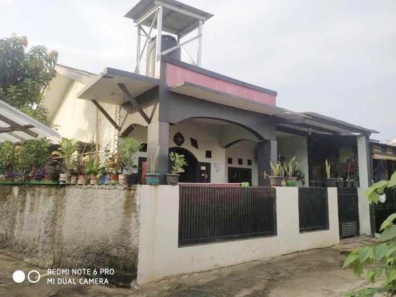 dijual rumah bagus di cipayung depok