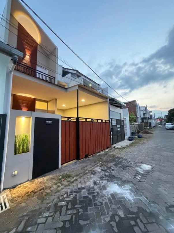 dijual rumah bakalankrajan sukun kota