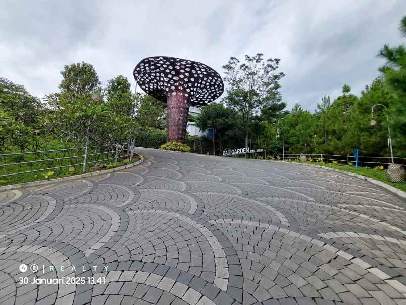 dijual rumah bali garden city view