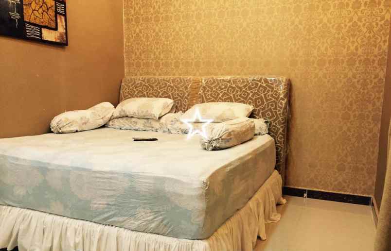 dijual rumah bambu apus pamulang