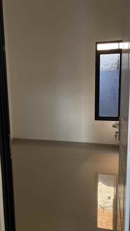 dijual rumah baru dalam cluster di banyumanik semarang