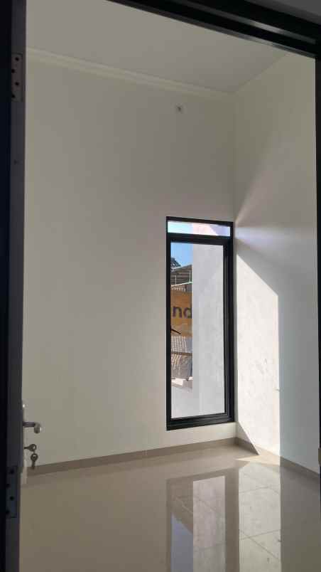 dijual rumah baru dalam cluster di banyumanik semarang