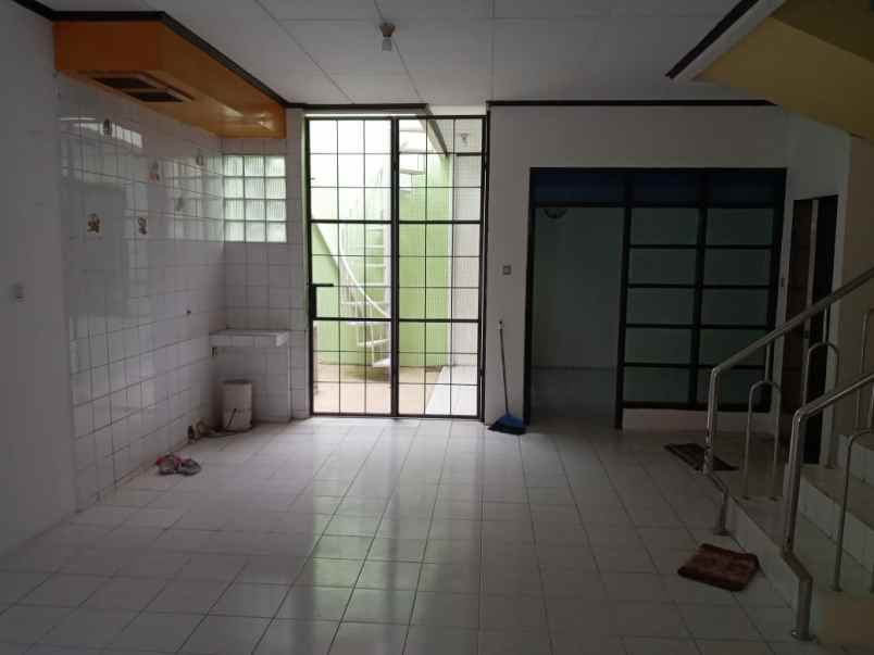dijual rumah bogor barat