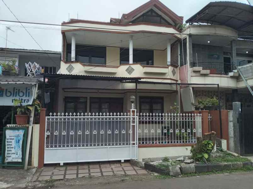 dijual rumah bogor barat