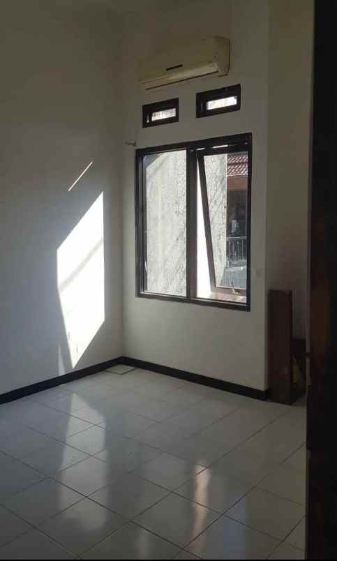 dijual rumah bulusan selatan tembalang