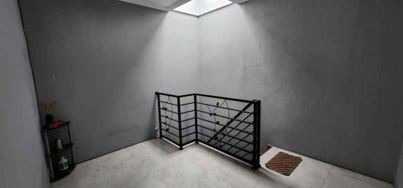 dijual rumah bumi indah