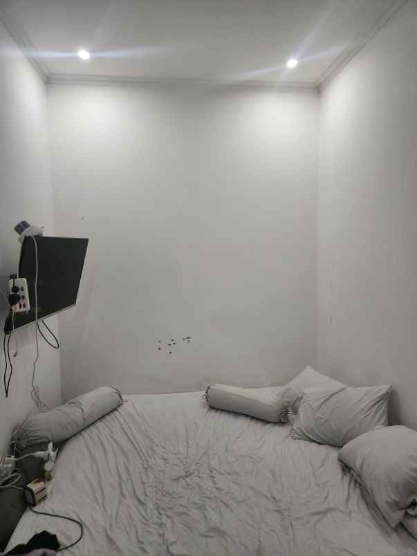dijual rumah cantik shm mini cluster casa ruby no a2