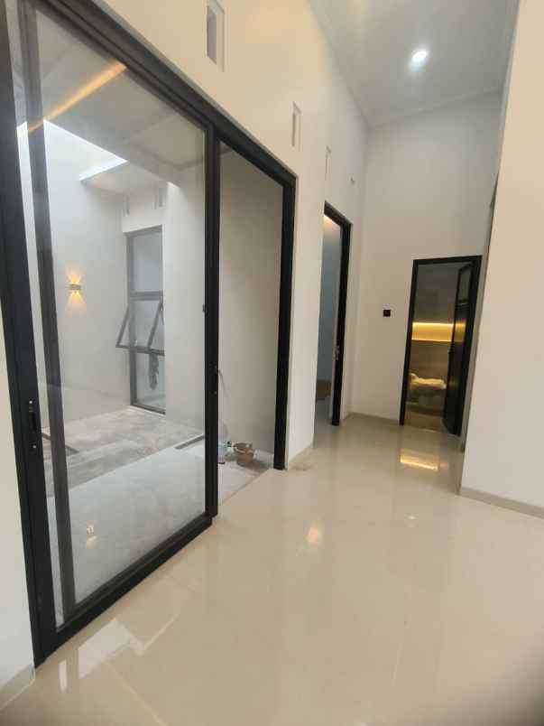 dijual rumah cebongan