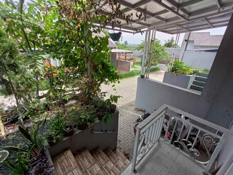 dijual rumah cibeber