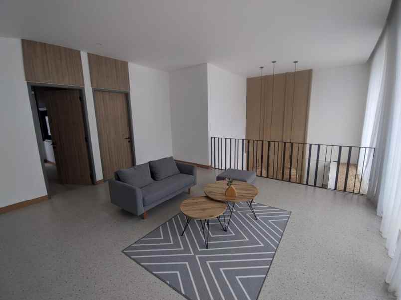 dijual rumah cigadung