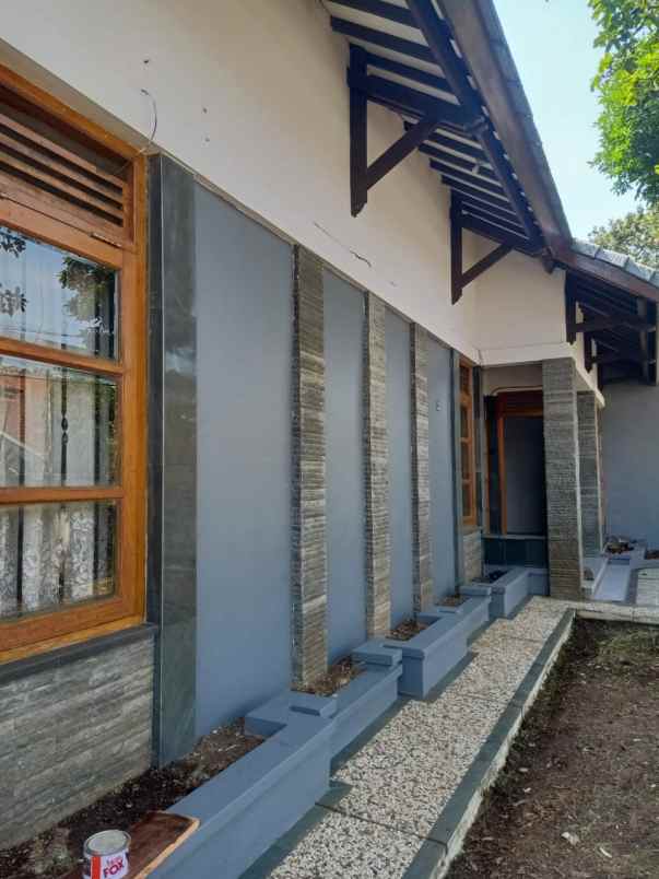 dijual rumah cigadung